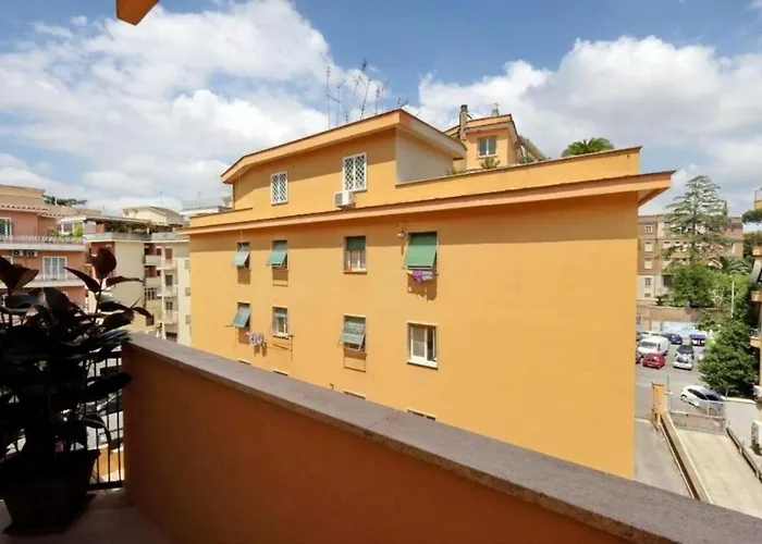 Balestra By Halldis Apartment