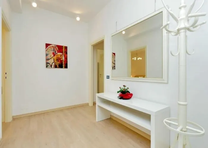 Apartment Balestra By Halldis *